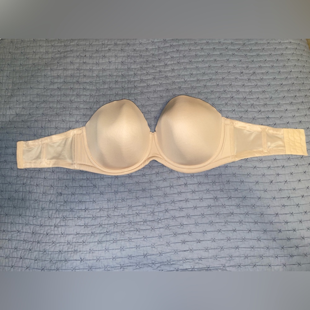 Wacoal red carpet strapless bra